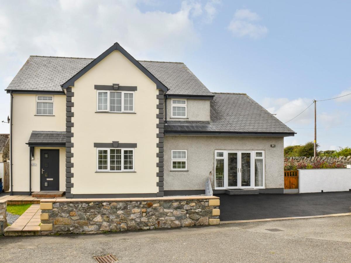 Plas Bach Aberffraw Экстерьер фото