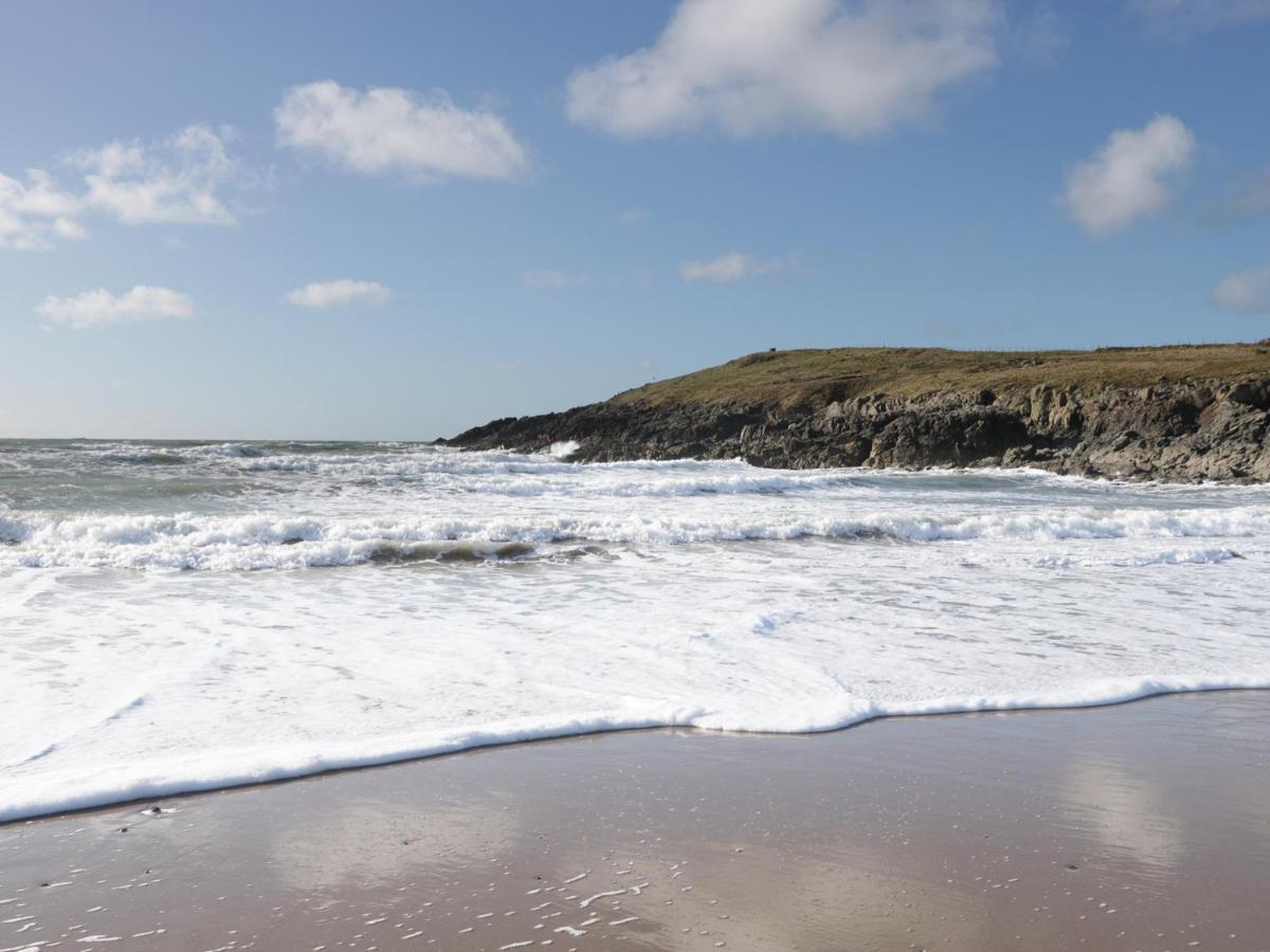 Plas Bach Aberffraw Экстерьер фото